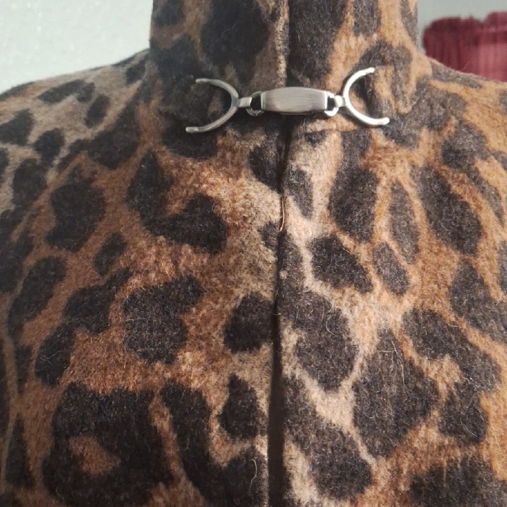 Betsey Johnson Brown and Black Leopard Swing Coat - Picture 3 of 13